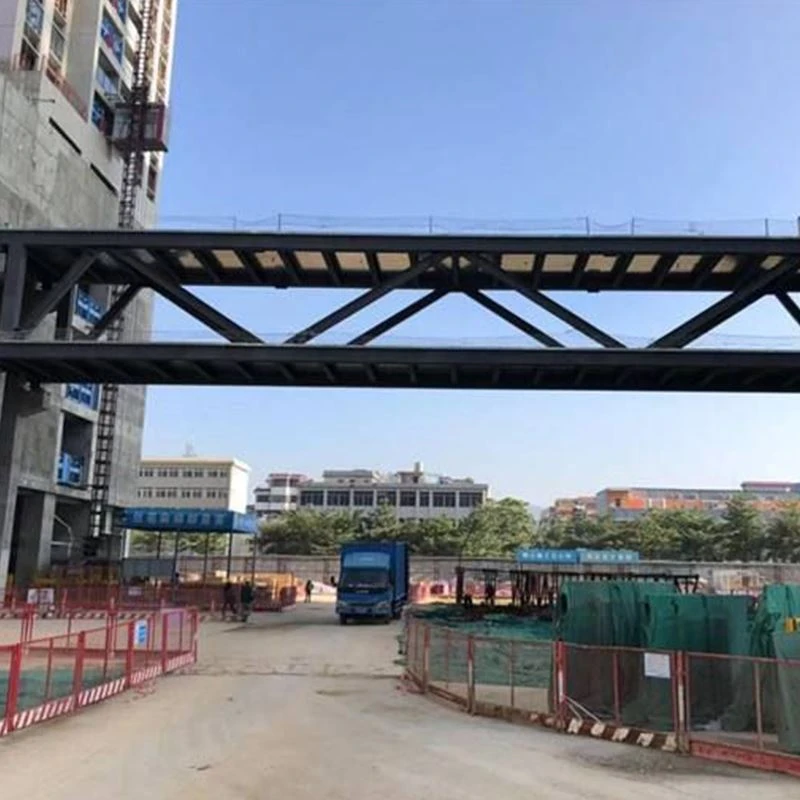 鉄骨造廊下